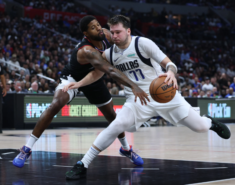 “Game-Changer: Luka Dončić and Mavericks Transform Game 2 with Defensive Mastery, Leveling Series Against Clippers”